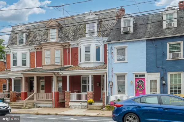 Lancaster, PA 17603,232 W WALNUT ST