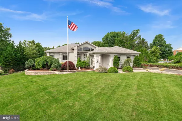 40 BRESNAHAN RD, Robbinsville, NJ 08691