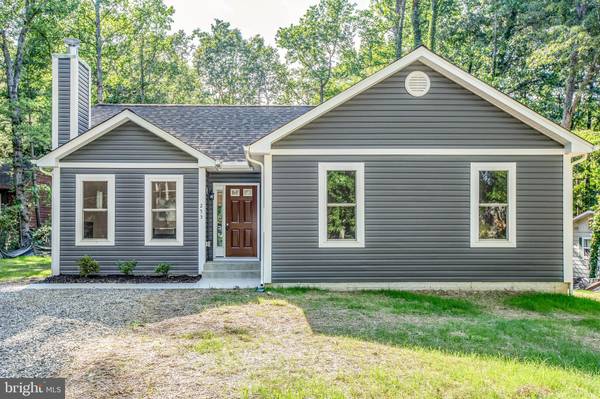 132 LAKE DR, Colonial Beach, VA 22443