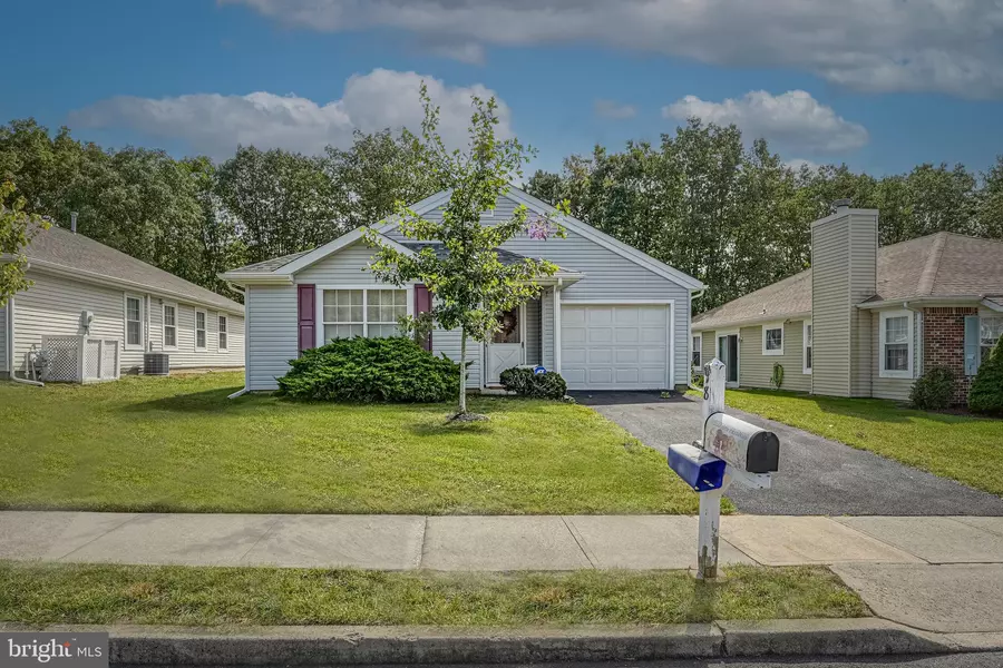 98 PINE OAK BLVD, Barnegat, NJ 08005
