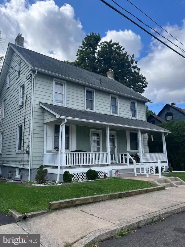 112-114 N WALNUT ST, Silverdale, PA 18962