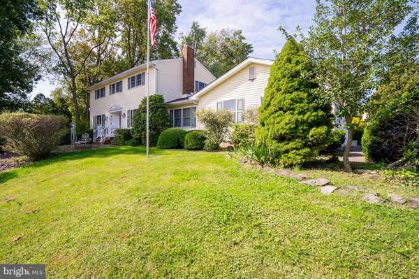 850 HOOVER DR, North Brunswick, NJ 08902