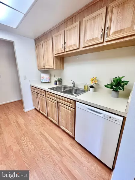 3429 S LEISURE WORLD BLVD #88-3E, Silver Spring, MD 20906