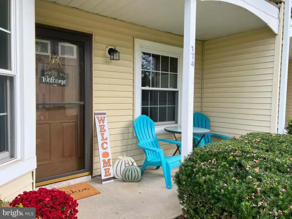 Hightstown, NJ 08520,174 MILL RUN E