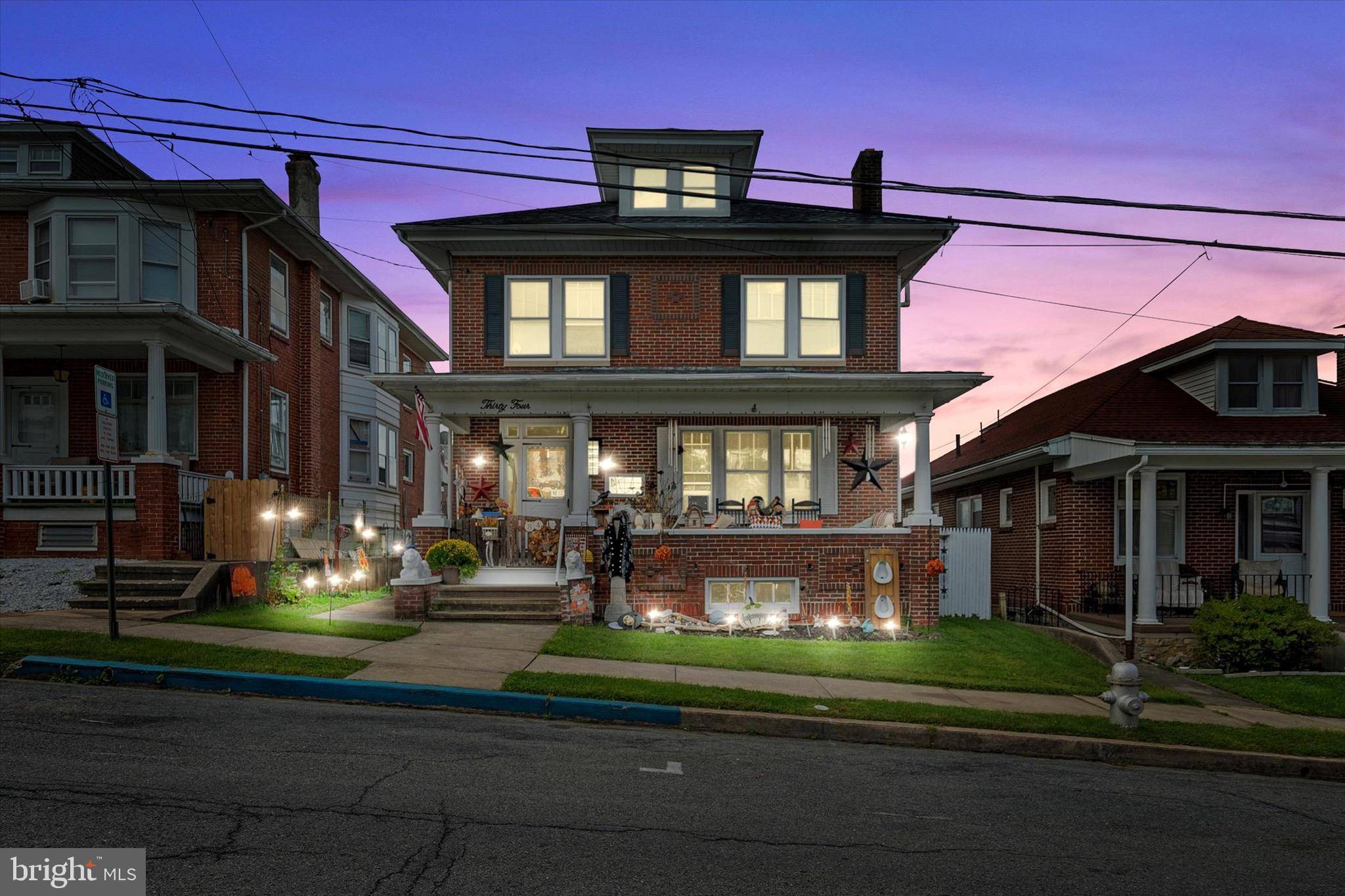 Reading, PA 19611,34 CRESTMONT ST