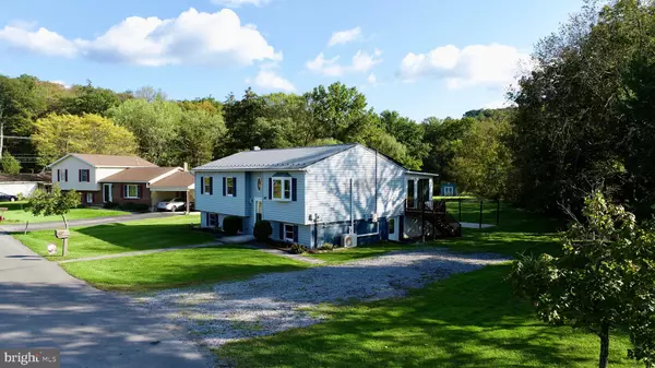 Huntingdon, PA 16652,865 WARM SPRINGS ACRES