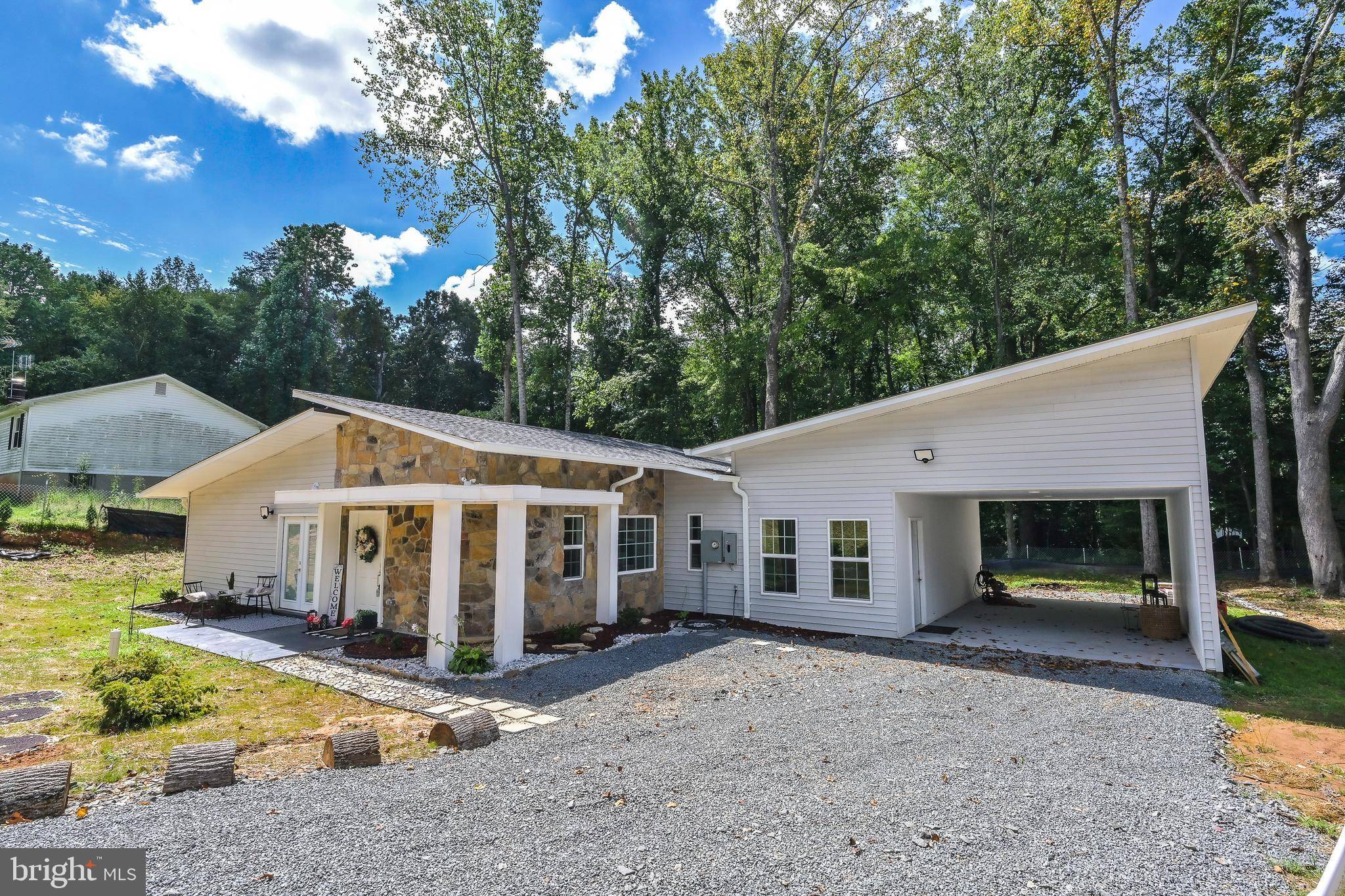 2 CRESTVIEW DR, Stafford, VA 22556