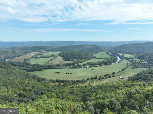 LOT 132 BLUFFS BLUE BEACH RD, Springfield, WV 26763