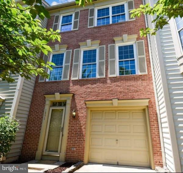 1051 LEXUS WAY, Herndon, VA 20170