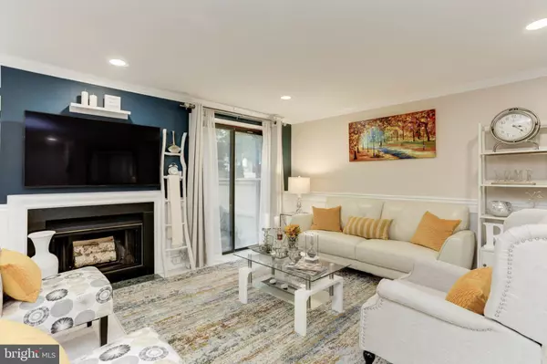 Gaithersburg, MD 20886,4 LEA POND CT