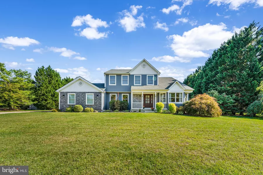 8 DRESSAGE DR, Sewell, NJ 08080