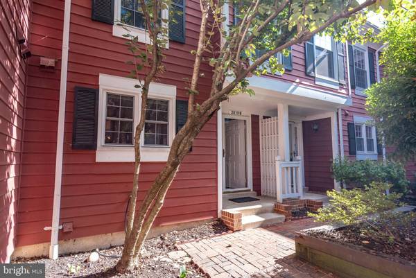 Arlington, VA 22206,2819 S WOODROW ST #B