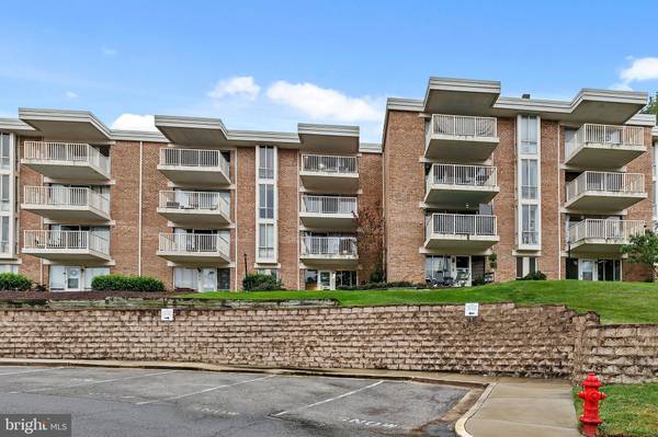 2631 FORT FARNSWORTH RD #275, Alexandria, VA 22303