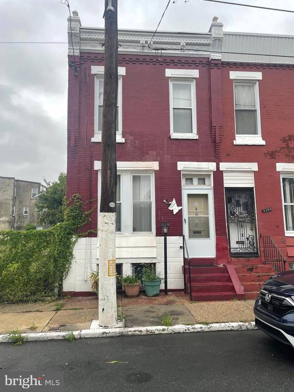 2304 N SMEDLEY ST, Philadelphia, PA 19132