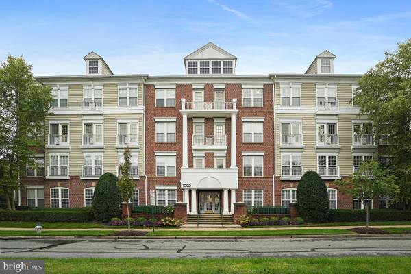 1002 ELMCROFT BLVD #202, Rockville, MD 20850