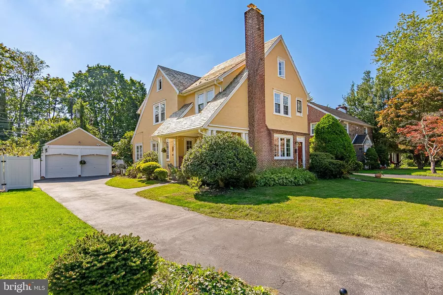 2516 HILLCREST RD, Drexel Hill, PA 19026