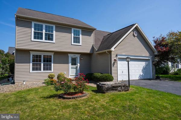 728 TANAGER DR, State College, PA 16803