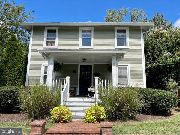 16 E HOWELL AVE, Alexandria, VA 22301