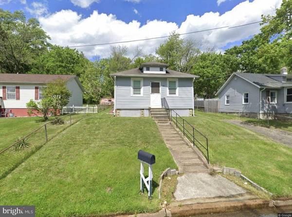 66 1ST AVE, Mantua, NJ 08051