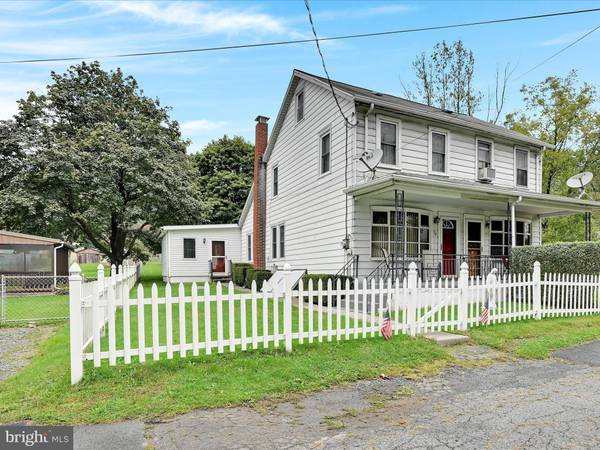 27 HIGH RD, Pottsville, PA 17901