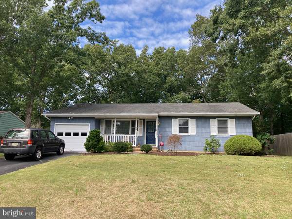 54 CREST AVE, Manahawkin, NJ 08050