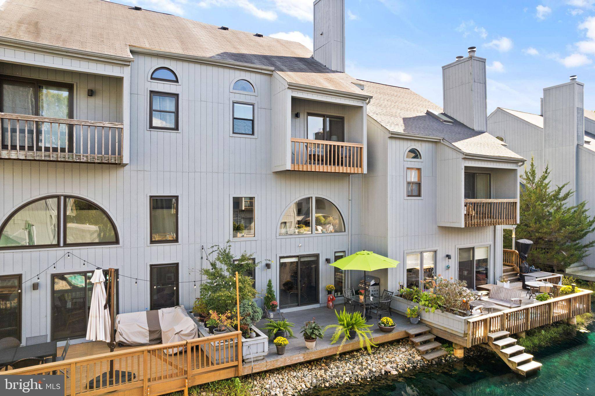 Reston, VA 20191,11102 GLADE DR