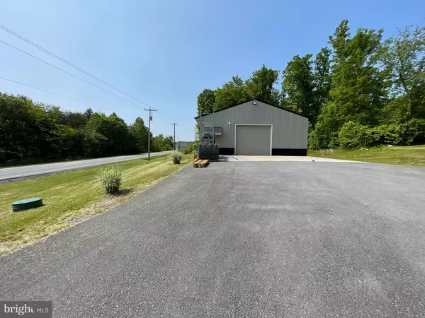 Berkeley Springs, WV 25411,4782 VALLEY RD #1