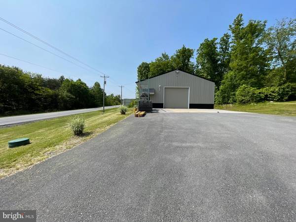 Berkeley Springs, WV 25411,4782 VALLEY RD #1