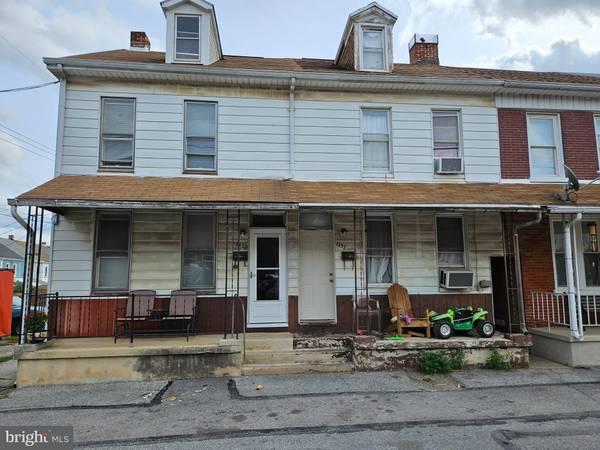 York, PA 17404,1137 N COURT AVE