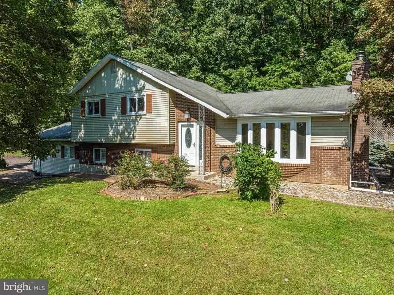 3081 NEW HILL WAY, Springtown, PA 18081