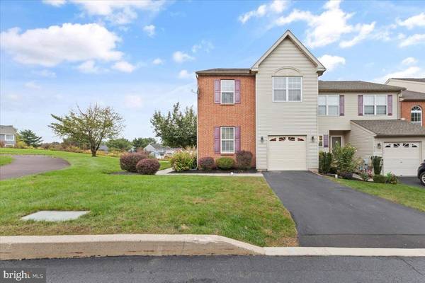 307 HAMILTON DR, Harleysville, PA 19438