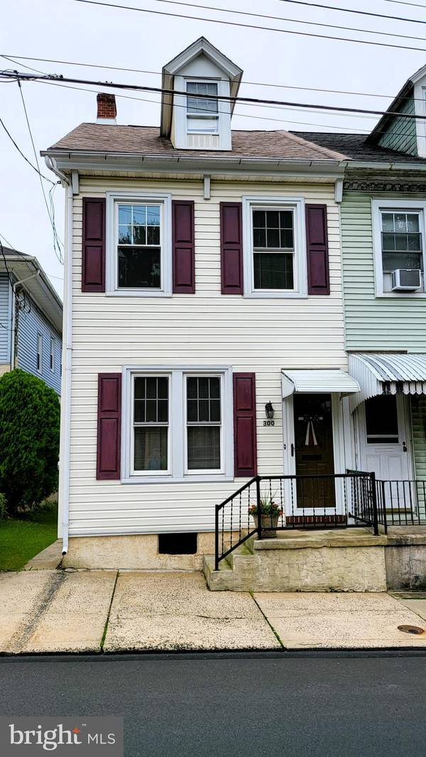 300 S READING AVE, Boyertown, PA 19512