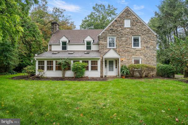 3 CREST LN, Swarthmore, PA 19081