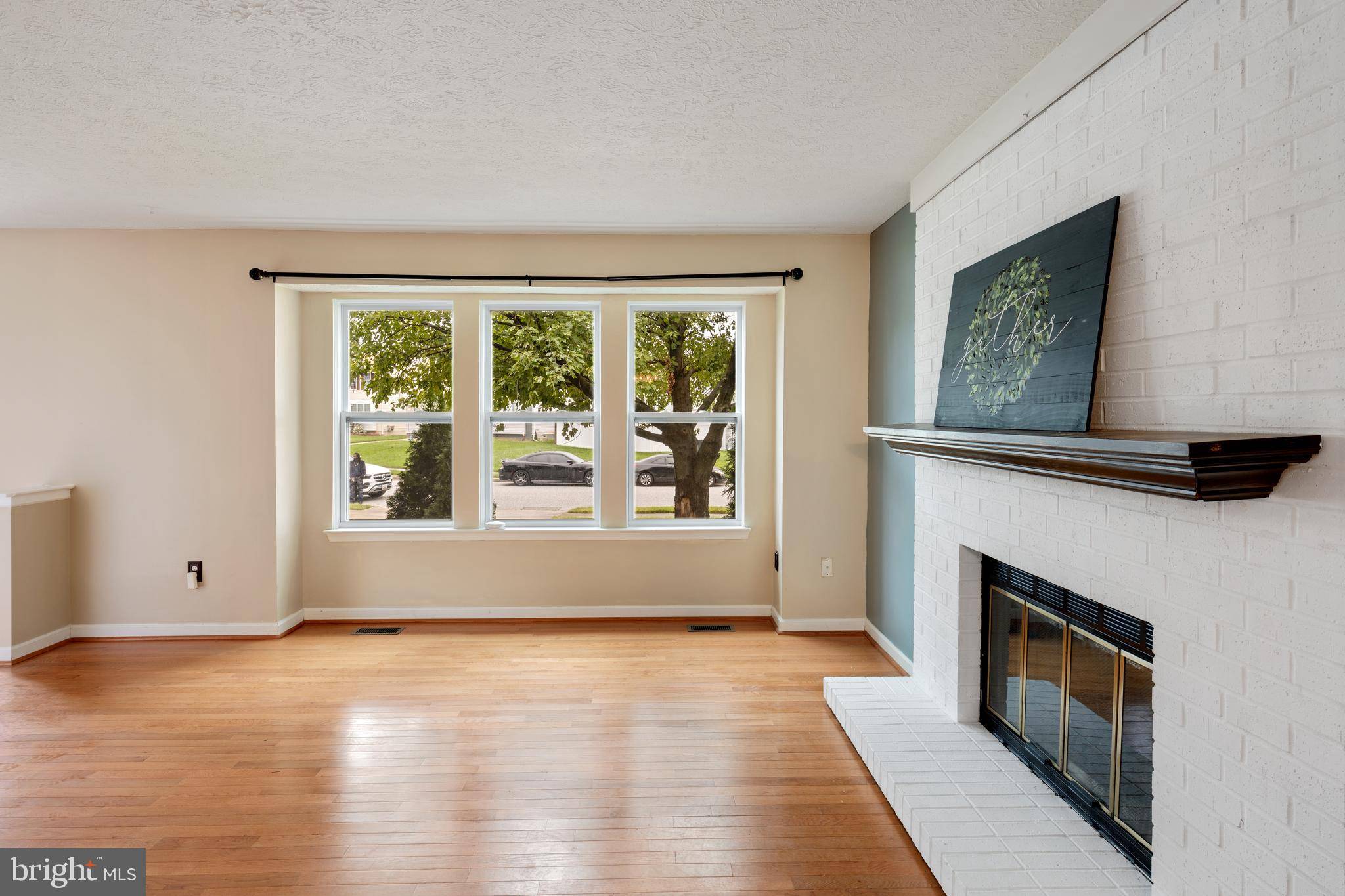 Gwynn Oak, MD 21207,10 MALUS CT