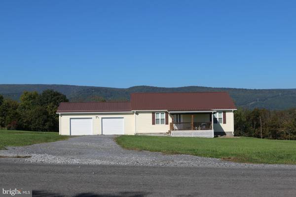 78 MONGOLD DR, Petersburg, WV 26847