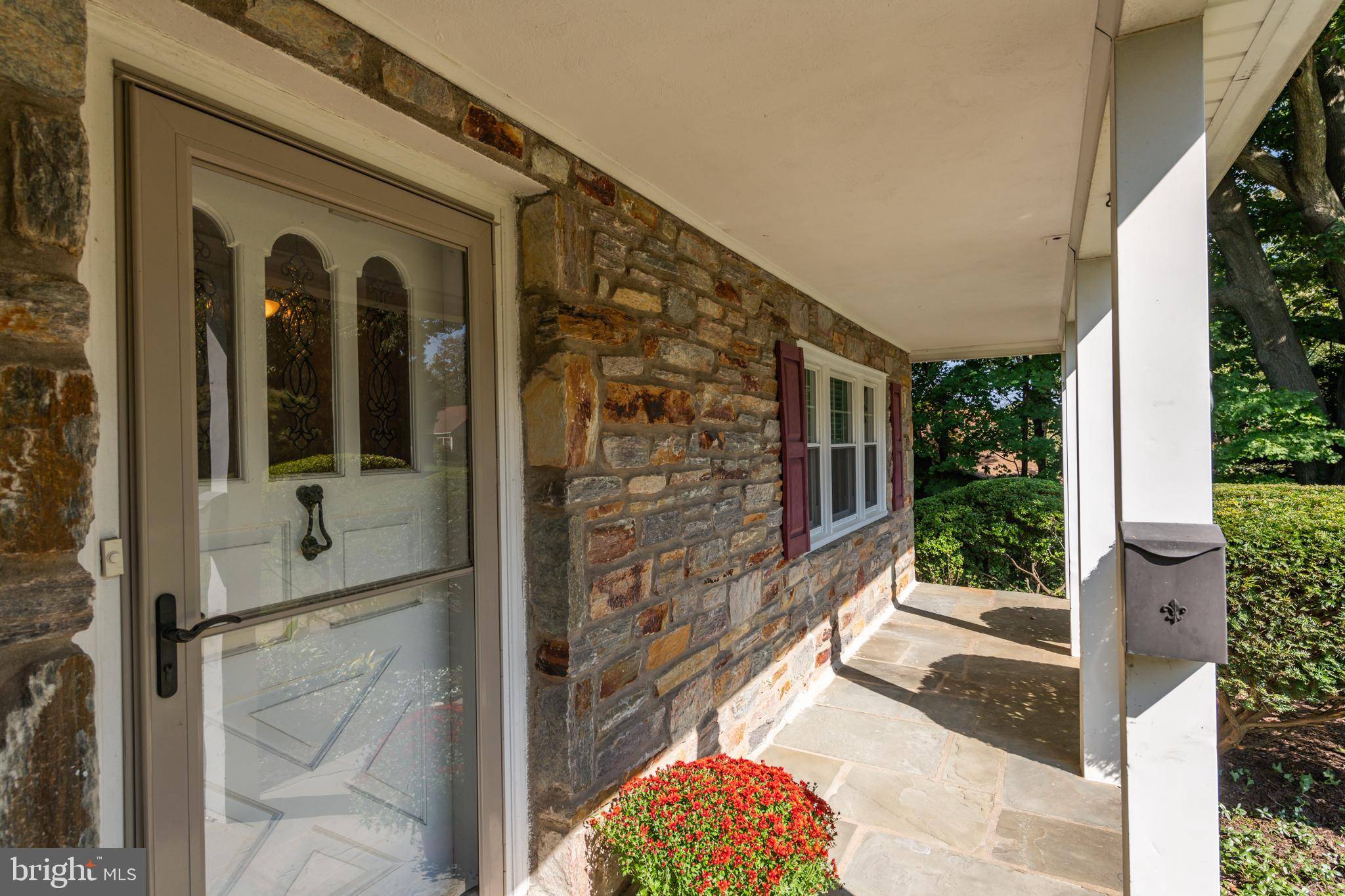 Wyncote, PA 19095,8110 HEACOCK LN
