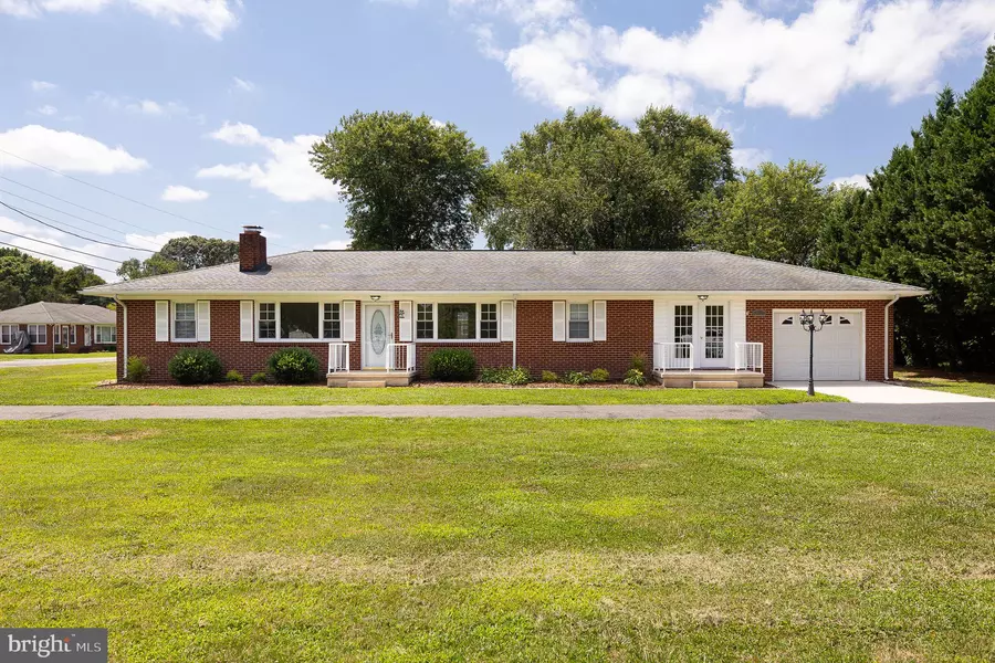 1465 MCKINNEY BLVD, Colonial Beach, VA 22443