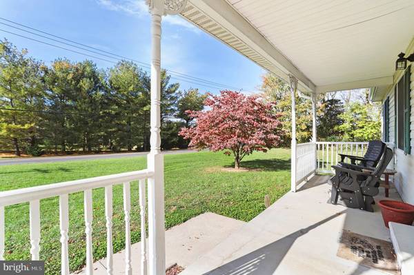 Falling Waters, WV 25419,1428 BROAD LN