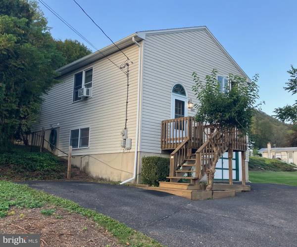 1047 VALLEY VIEW RD, Bellefonte, PA 16823