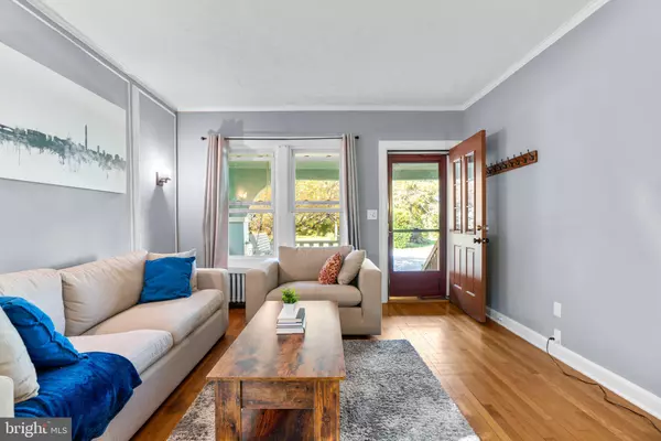 Hyattsville, MD 20781,6117 42ND PL