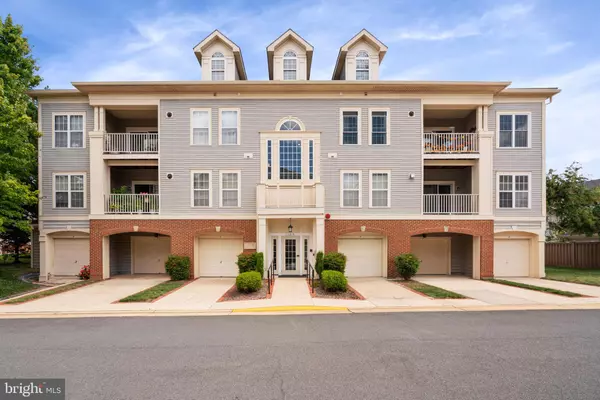 11315 WESTBROOK MILL LN #203, Fairfax, VA 22030