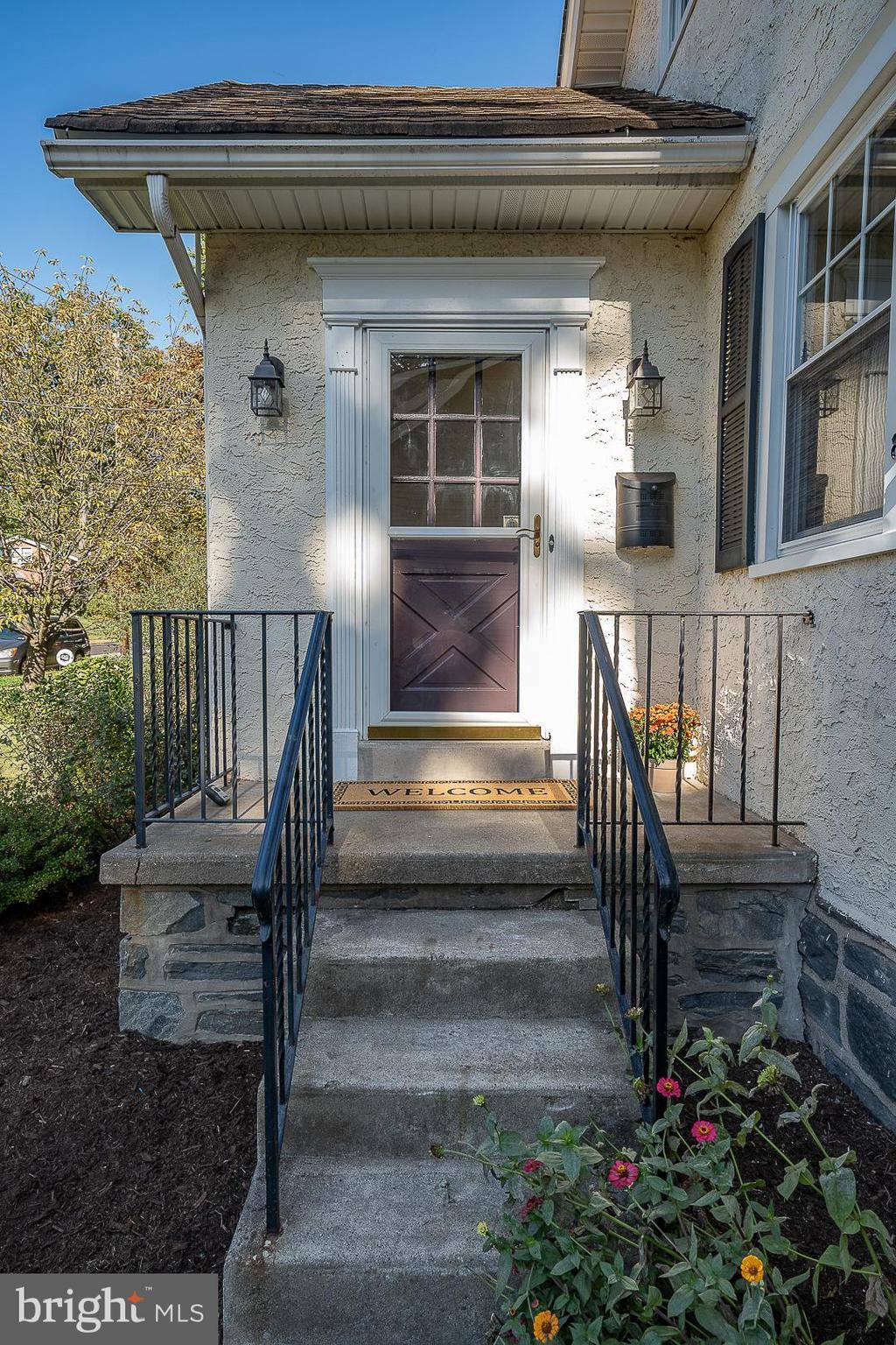 Havertown, PA 19083,851 BEECHWOOD RD