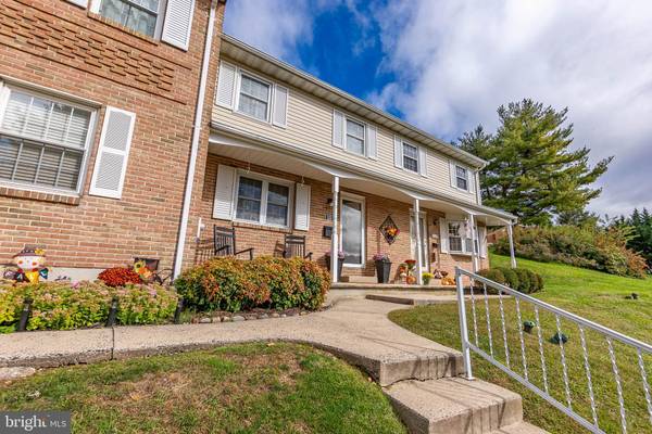 115 VILLAGE DR, Boyertown, PA 19512