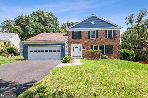 5888 6TH ST, Falls Church, VA 22041