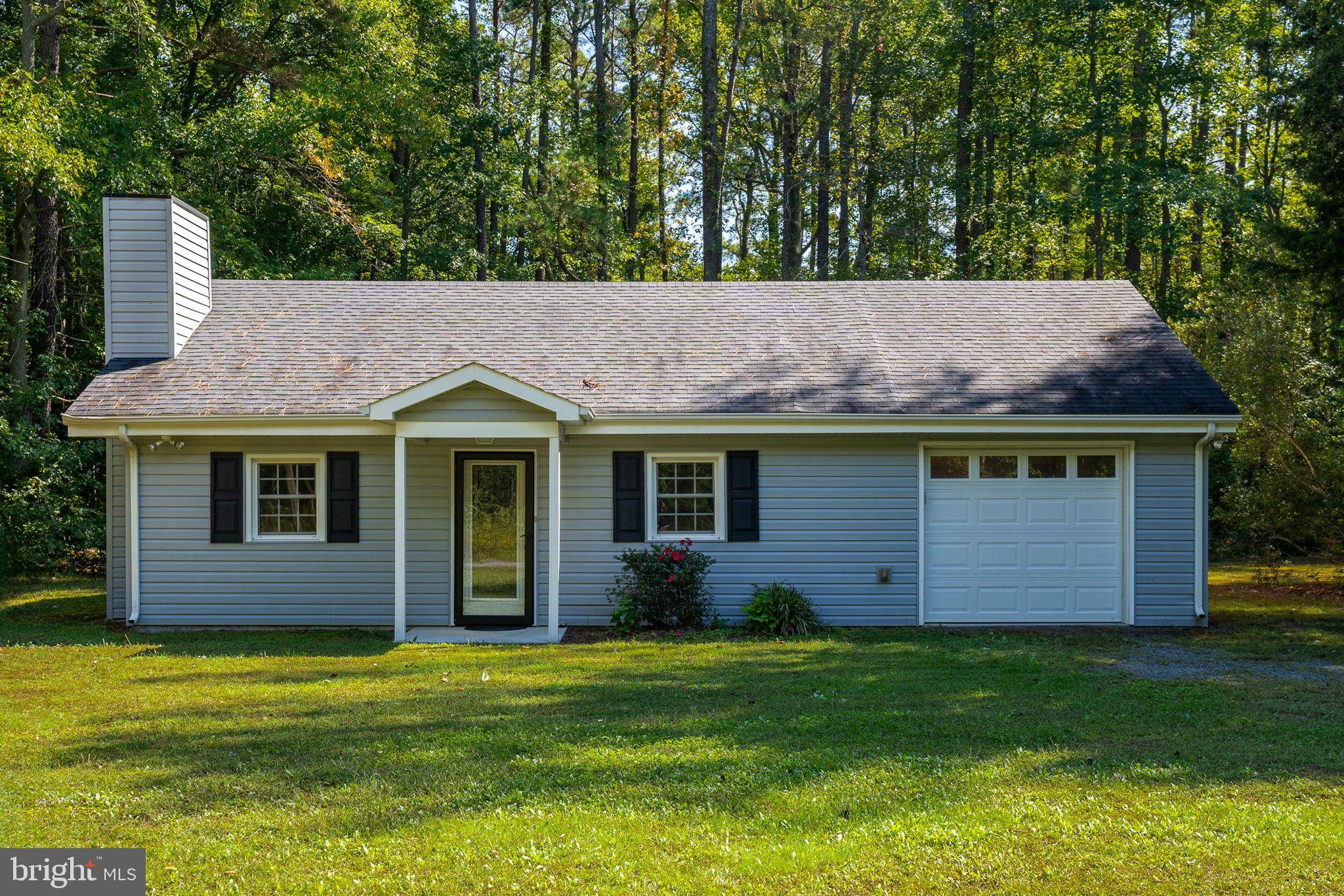 Hague, VA 22469,330 LONG POINT RD