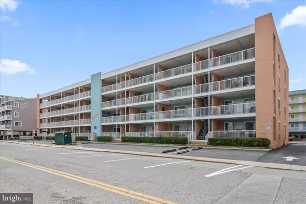 17 139TH ST #305, Ocean City, MD 21842