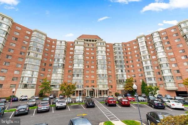 3210 N LEISURE WORLD BLVD #319, Silver Spring, MD 20906