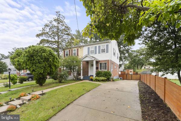 2253 ROANOKE DR, Alexandria, VA 22307