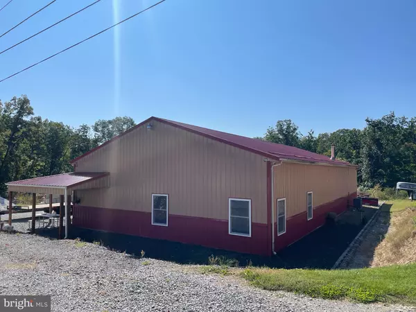 Bunker Hill, WV 25413,3246 MIDDLEWAY PIKE