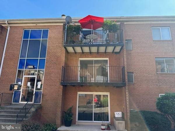 3404 25TH ST S #44, Arlington, VA 22206